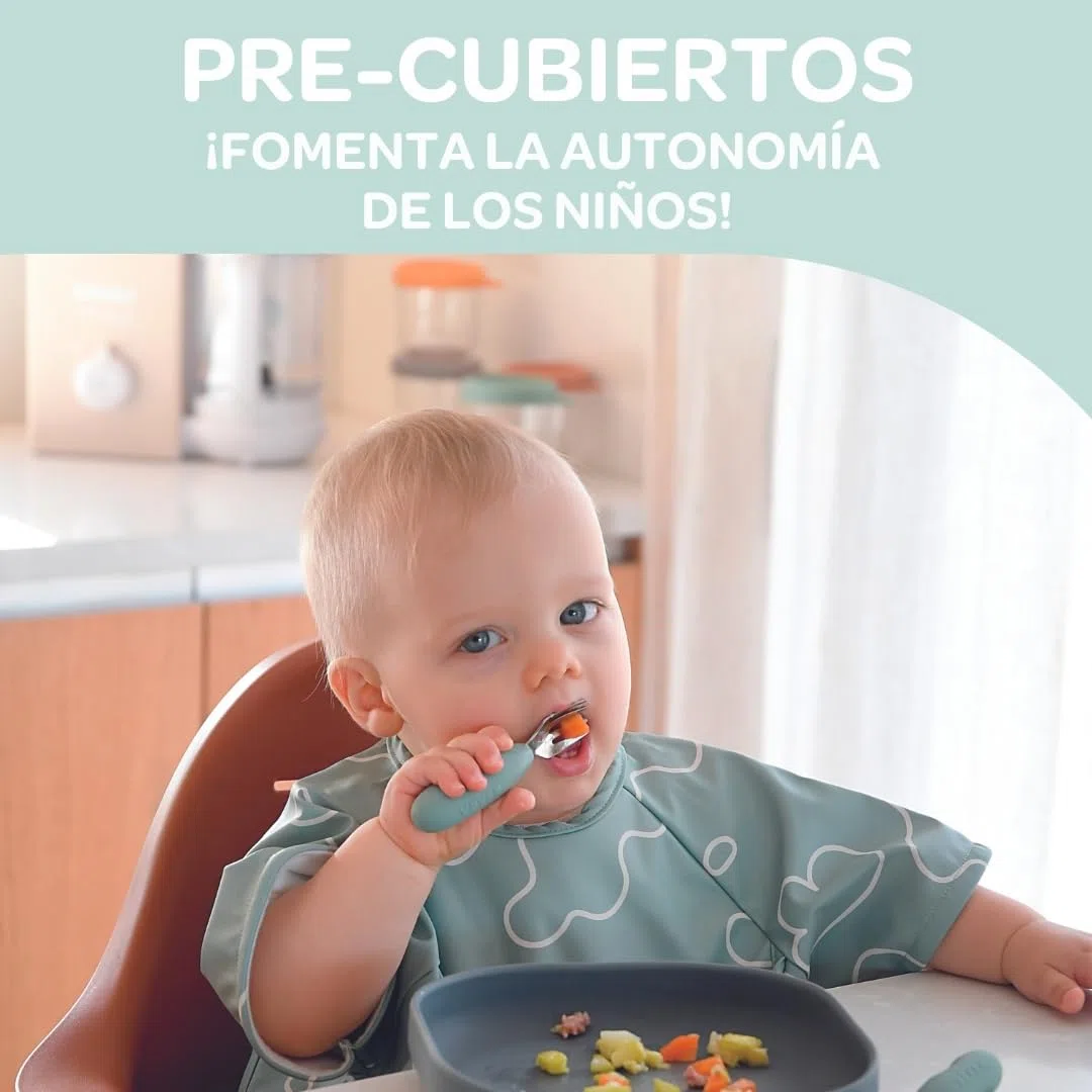 BÉABA, Juego de 2 cubiertos de acero inoxidable y silicona, cubertería infantil, a partir de 10 meses, forma ergonómica, mango ergonómico, cubiertos para bebé, color verde