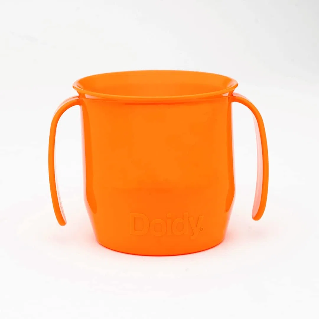 Doidy Cup Tacitas de aprendizaje abiertas para nenes y bebés – Diseño oblicuo único - Vaso para bebé de dos asas – Taza genial para el destete para leche, agua y zumos Uso desde 3-6 meses hasta niños (Naranja)